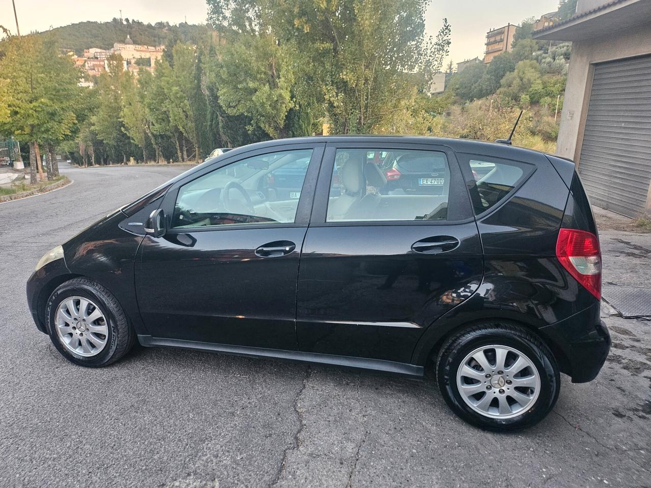 Mercedes-benz A 160 180 CDI Elegance 2010
