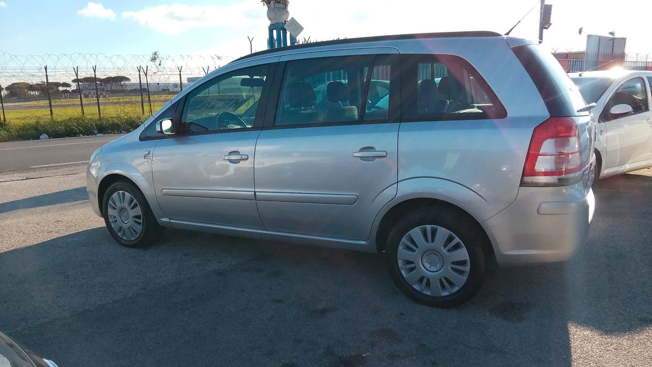 Opel Zafira 1.6 BENZINA METANO 7 POSTI
