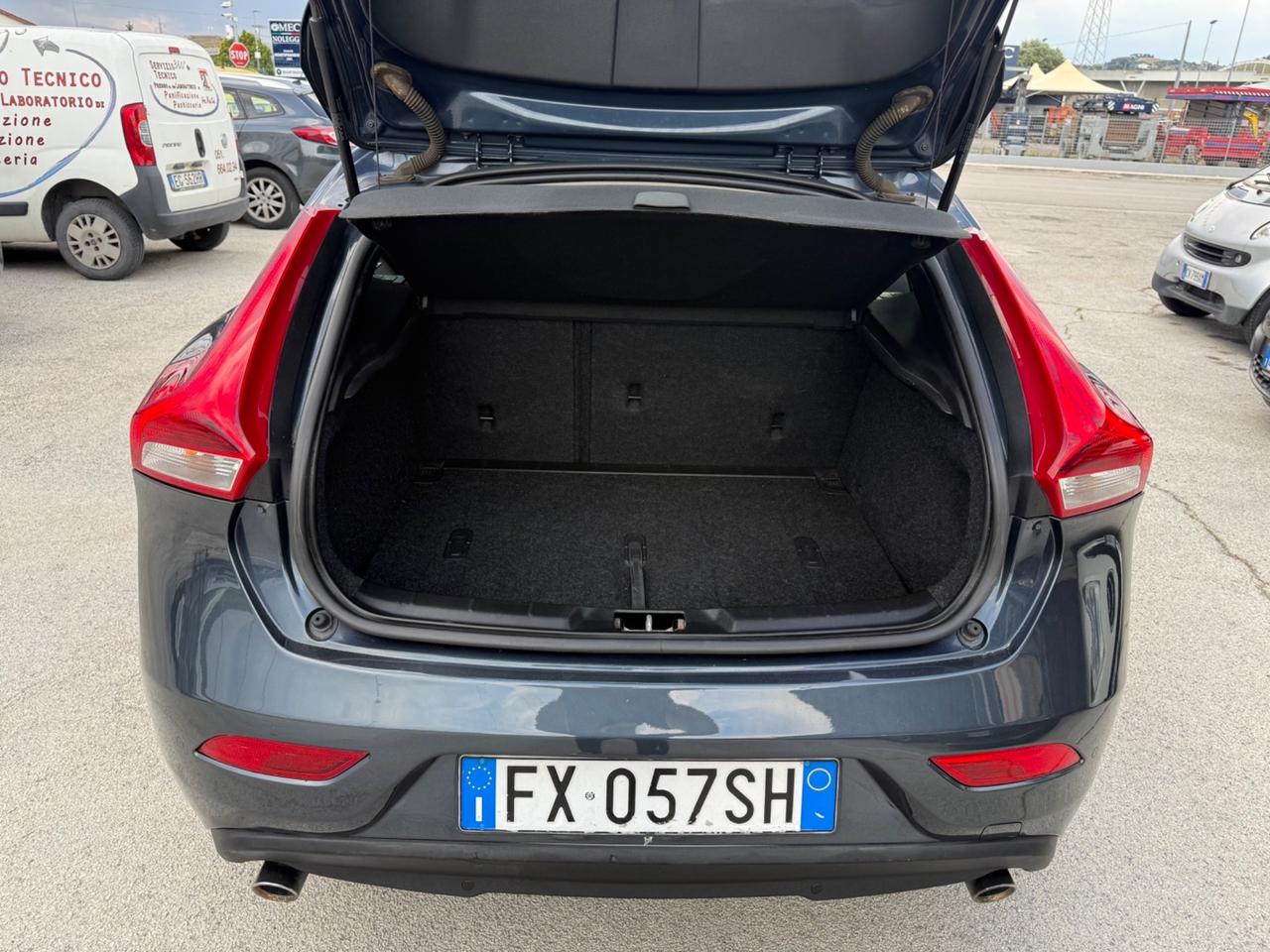 Volvo V40 D2 Geartronic R-design