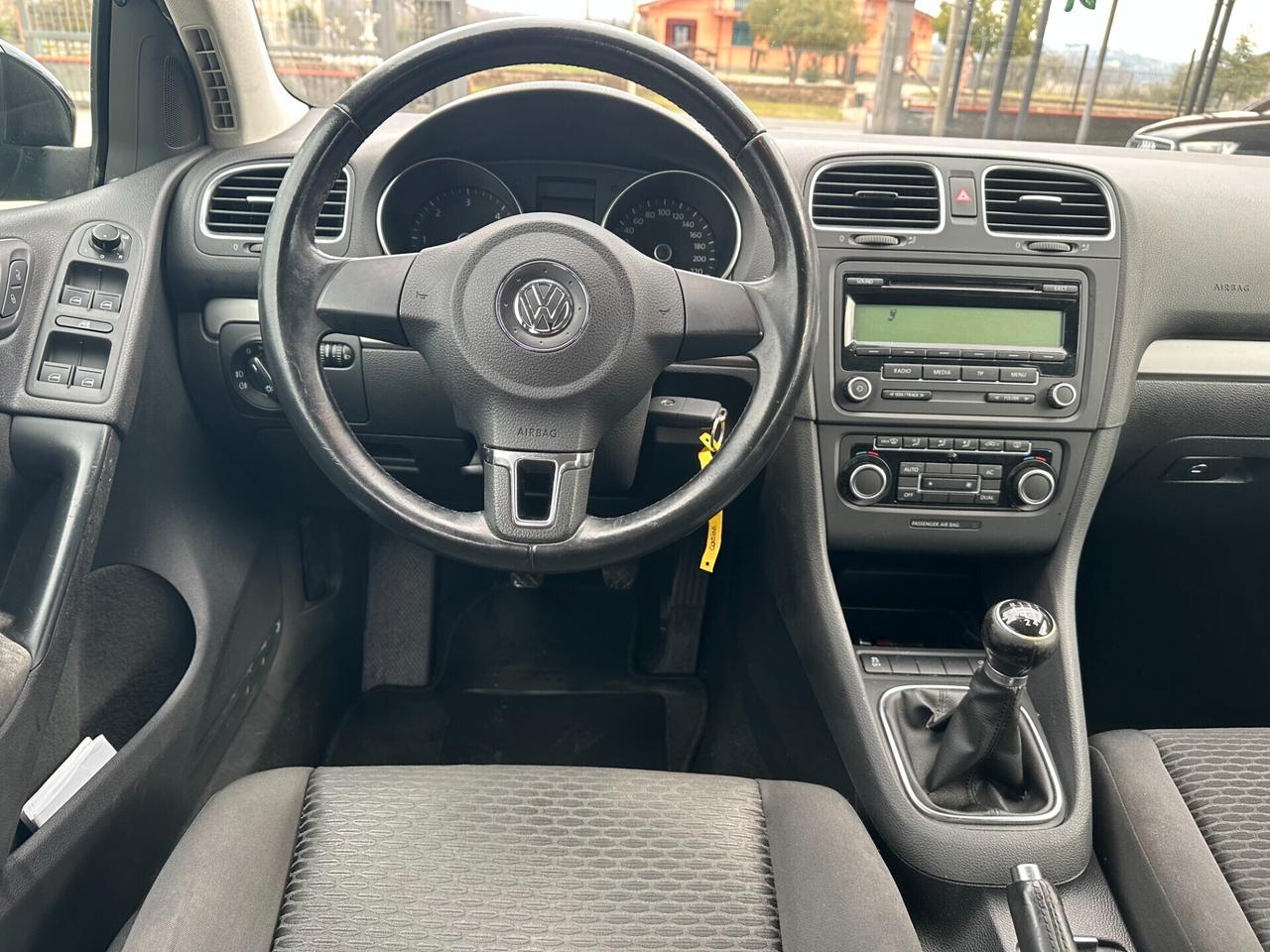 Volkswagen Golf 5P*1.6TDI*PDC*105CV*