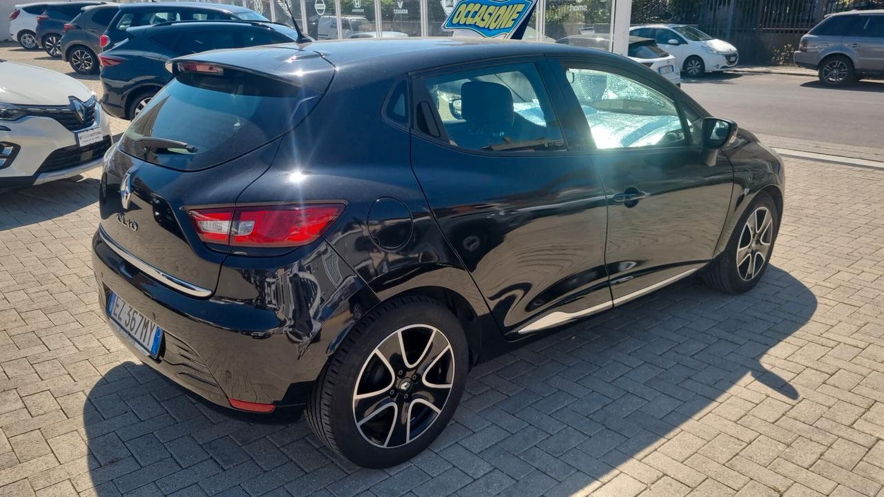 Renault Clio 1.2 75CV 5 porte Wave