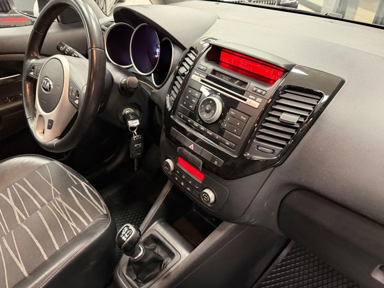 Kia Venga 1.4 CRDi 90CV Cool