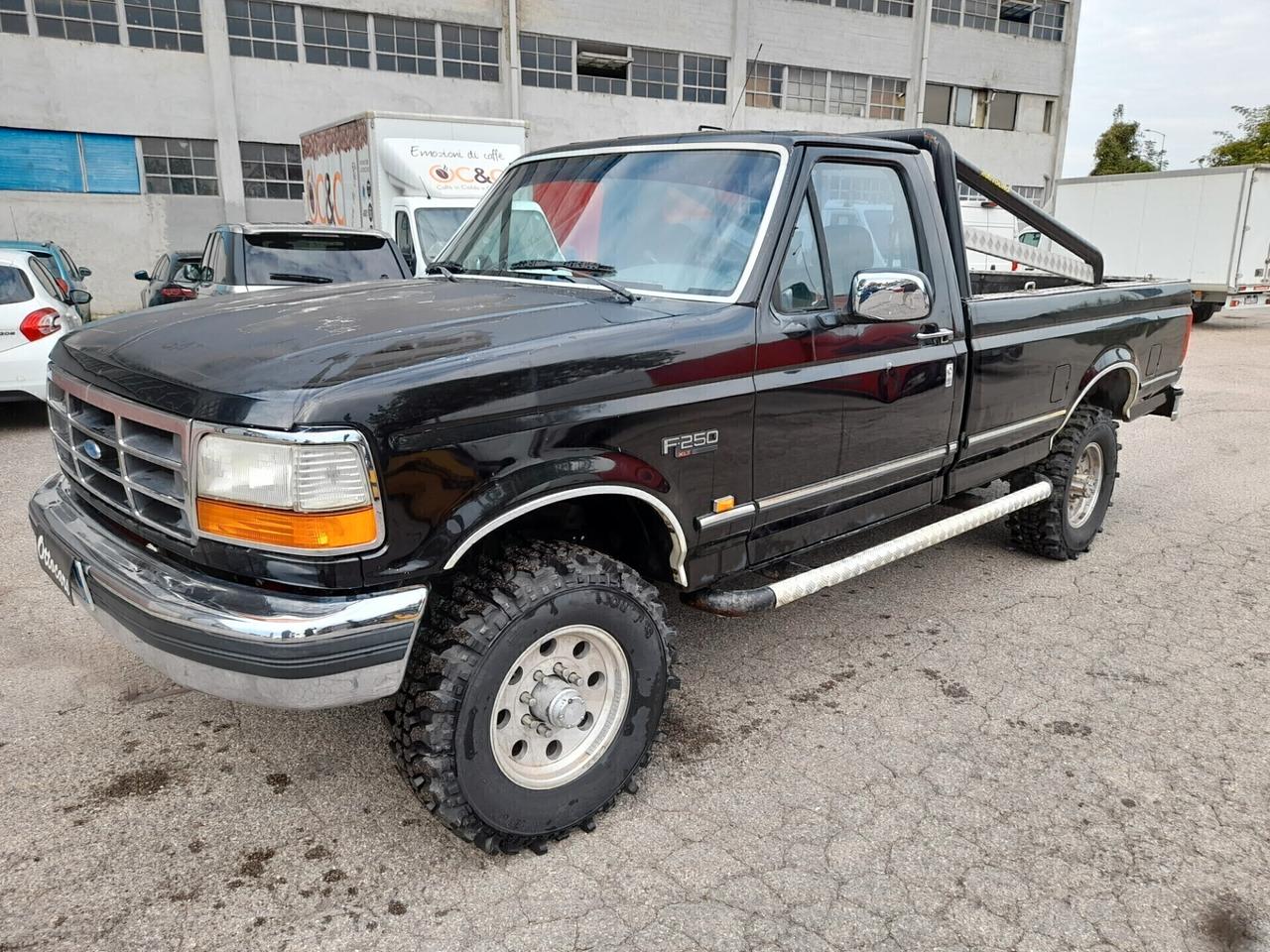 Ford F 250 FORD F-250 XLT PICK UP