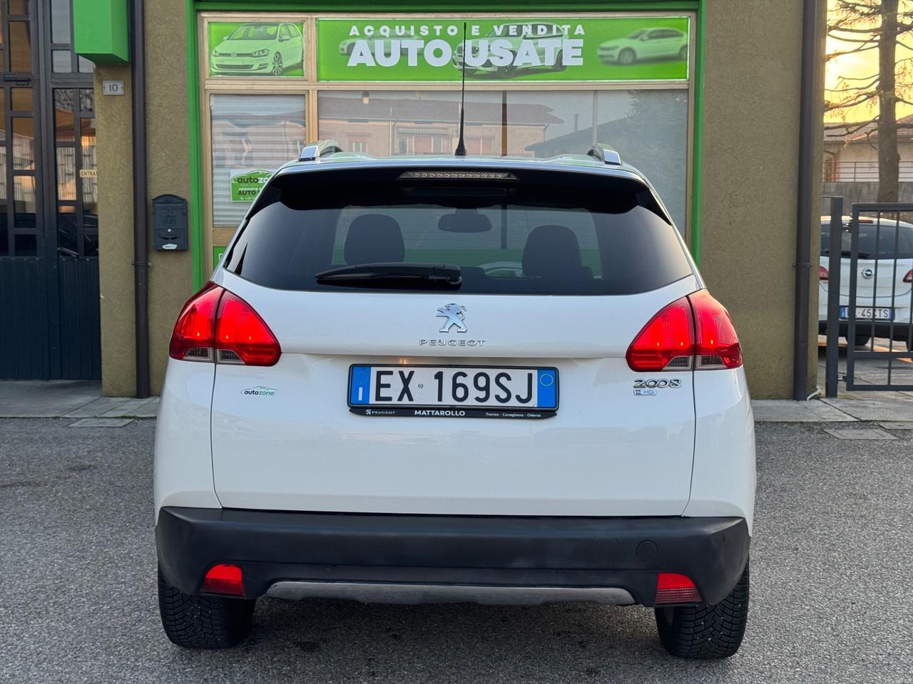 Peugeot 2008 1.6 e-HDi 92 CV Stop&Start Urban Cross