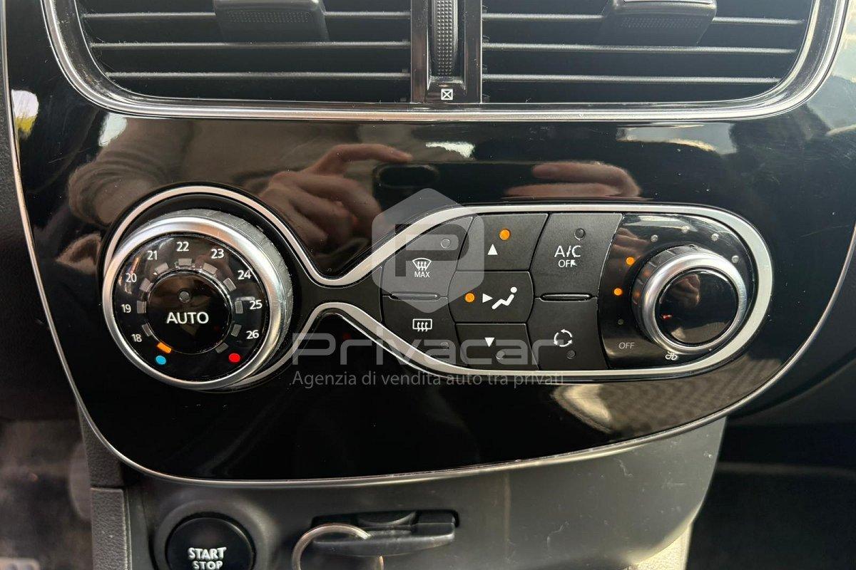 RENAULT Clio dCi 8V 90 CV 5 porte Moschino Intens