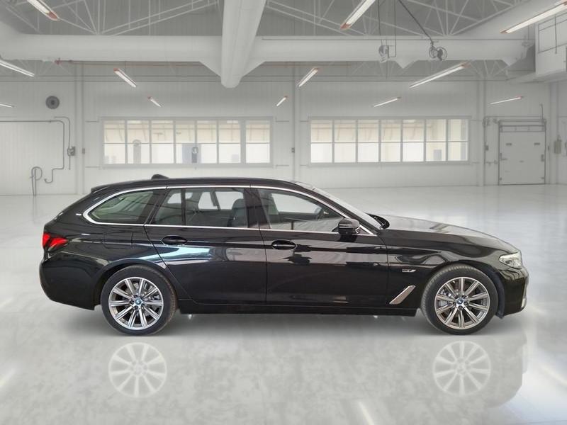 BMW 530 XDRIVE LUXURY AUTO TOURING STATION WAGON