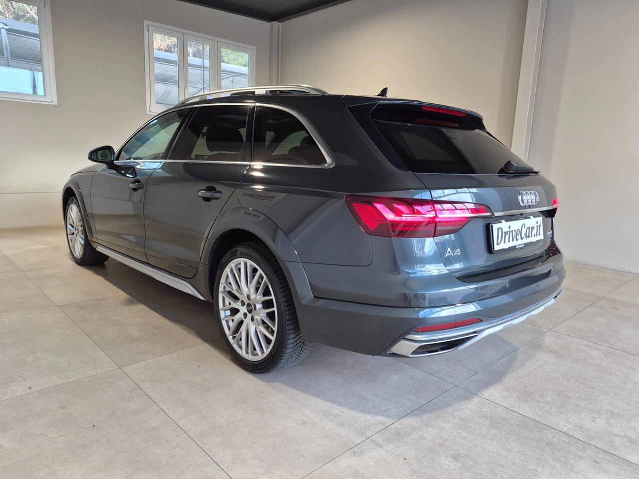 Audi A4 allroad QUATTRO 2.0 TDI/MHEV IDENTITY CONTRAST 204CV S-TRONIC C. SPORT 19" TETTO APRIBILE FARI MATRIX NAVI MMI PLUS ACC RETROCAM.