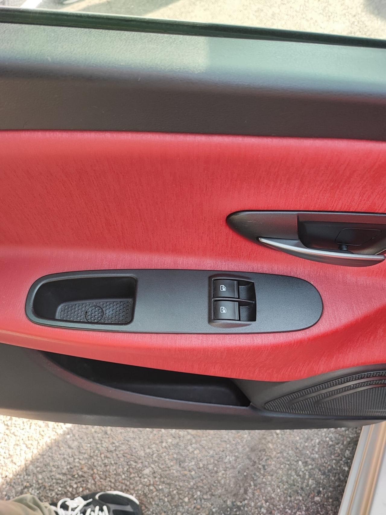 Lancia Ypsilon 1.2 69 CV 5 porte GPL