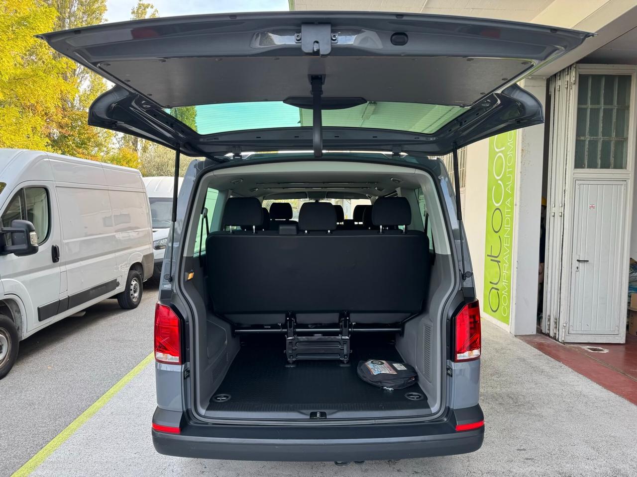 Volkswagen Caravelle T6.1 2.0TDI TREND GARANZIA24M