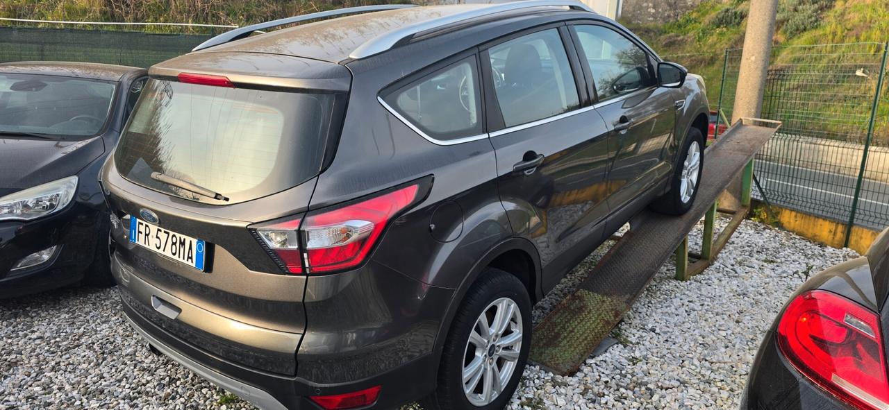 Ford Kuga 2.0 TDCI 120 CV S&S 2WD Titanium