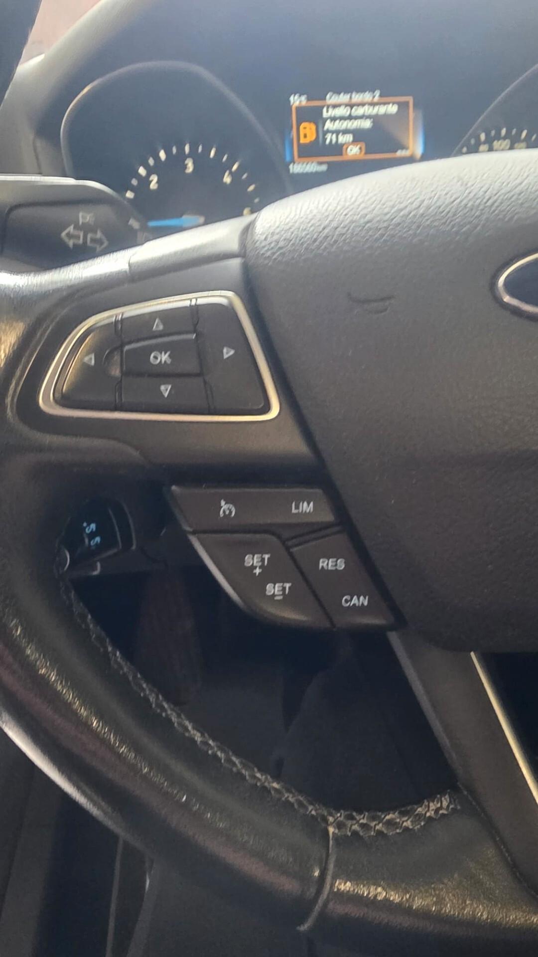 Ford Focus 1.5 TDCi 120 CV Start&Stop Powershift Titanium