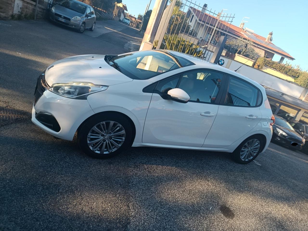 Peugeot 208 BlueHDi 75 3 porte Active