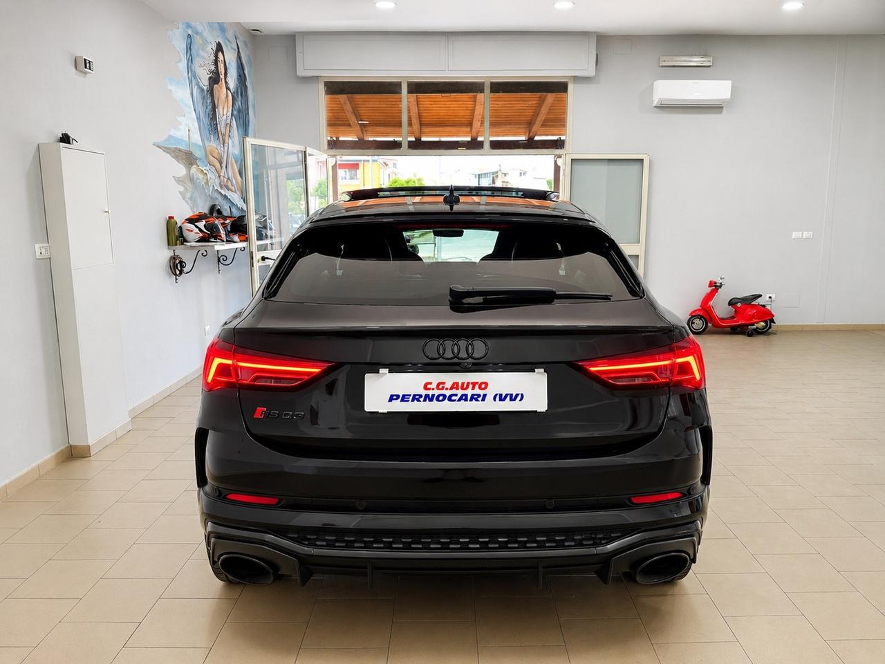 Audi Q3 RS SPB quattro S tronic