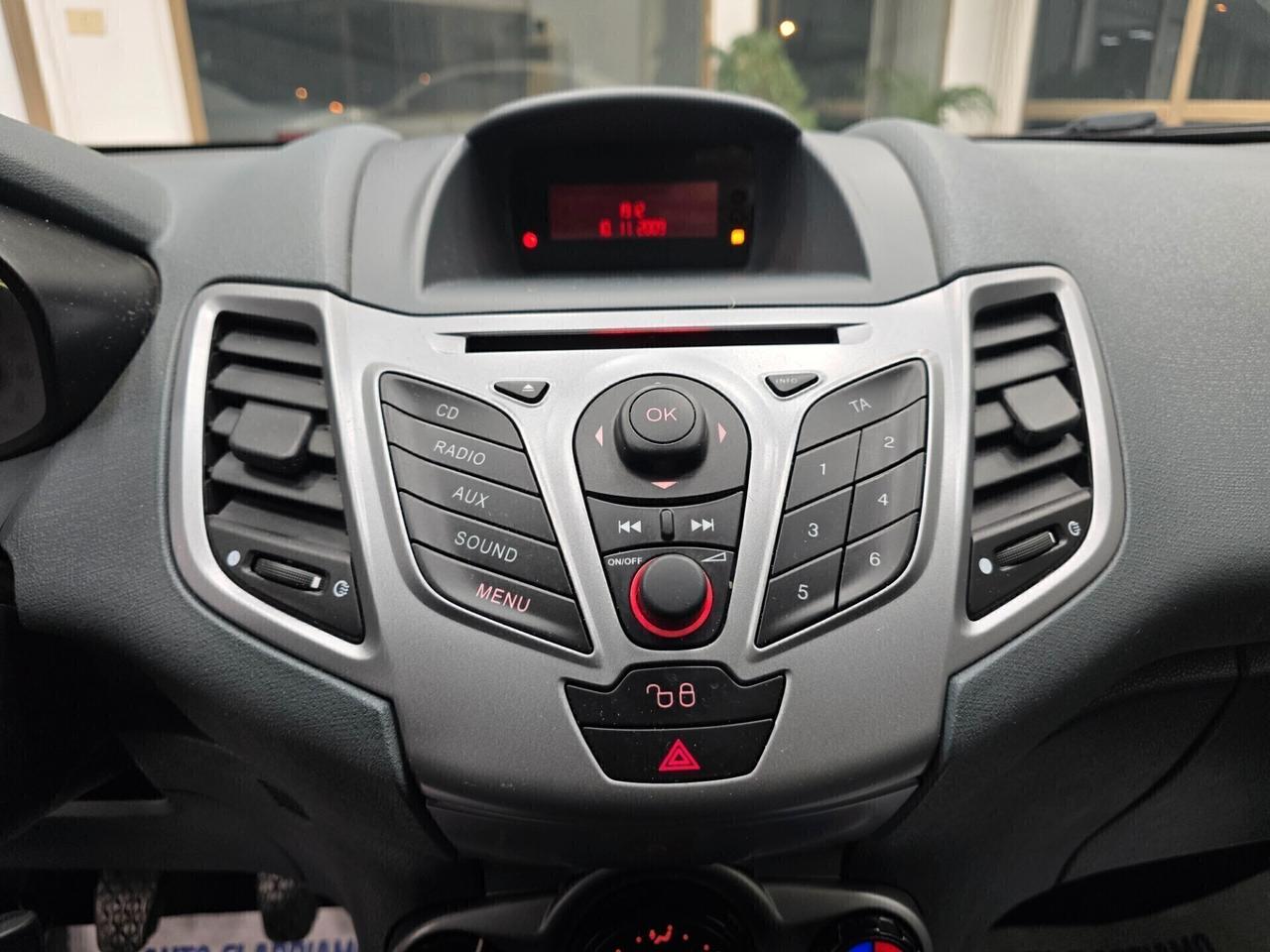 Ford Fiesta 1.2 82CV 5 porte OK NEOPATENTATI