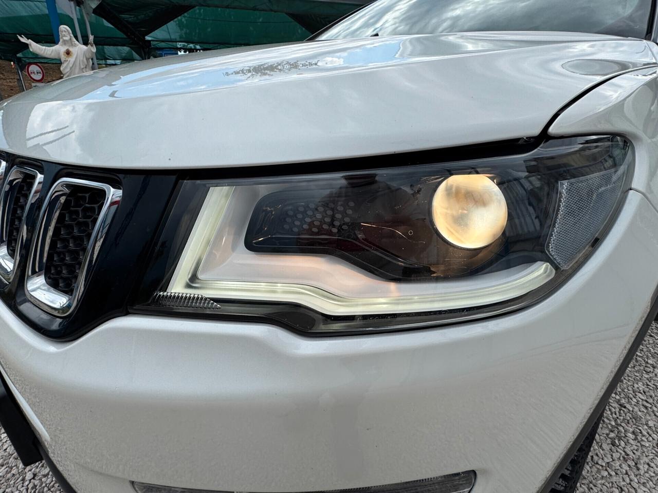Jeep Compass 2.0 Multijet II cambio automatico km certificati 1 prop. 2017 bianco perla