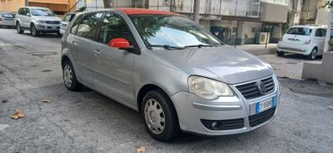 Volkswagen Polo 1.2/70CV 12V 5p. Trendline