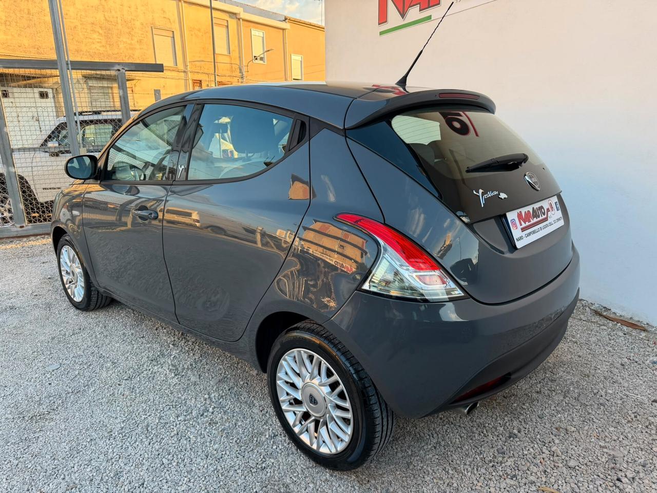 Lancia Ypsilon 1.3 MJT 95 CV Platinum 78000km