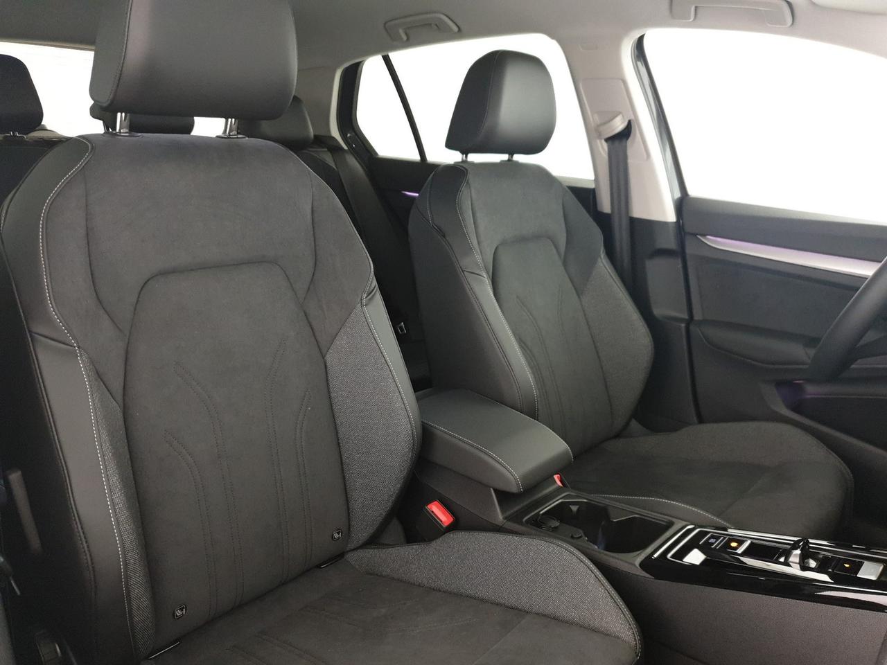 Volkswagen Golf 1.5 tsi ehybrid style 204cv dsg