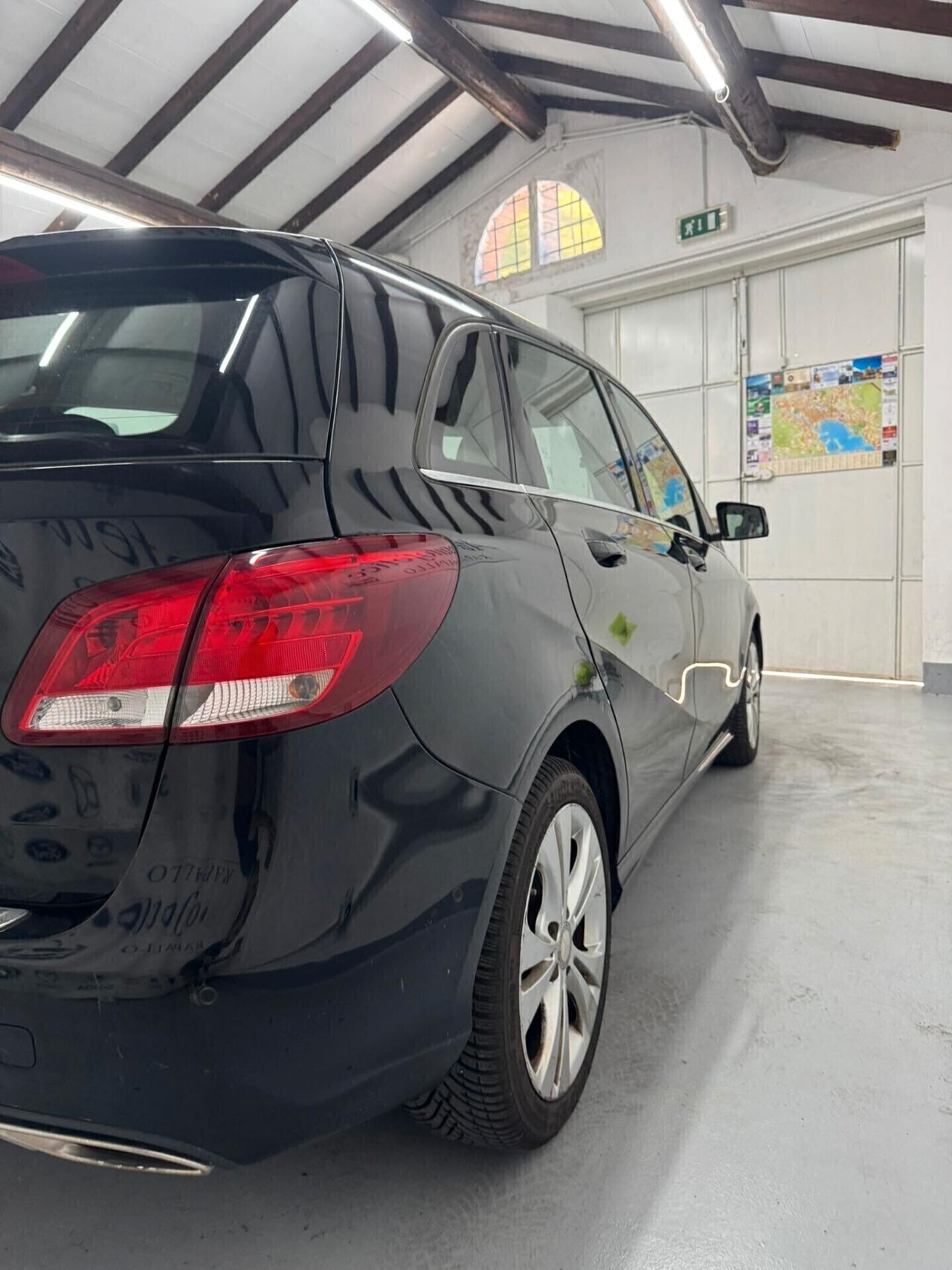 Mercedes-benz B 200 B 200 d Automatic Premium