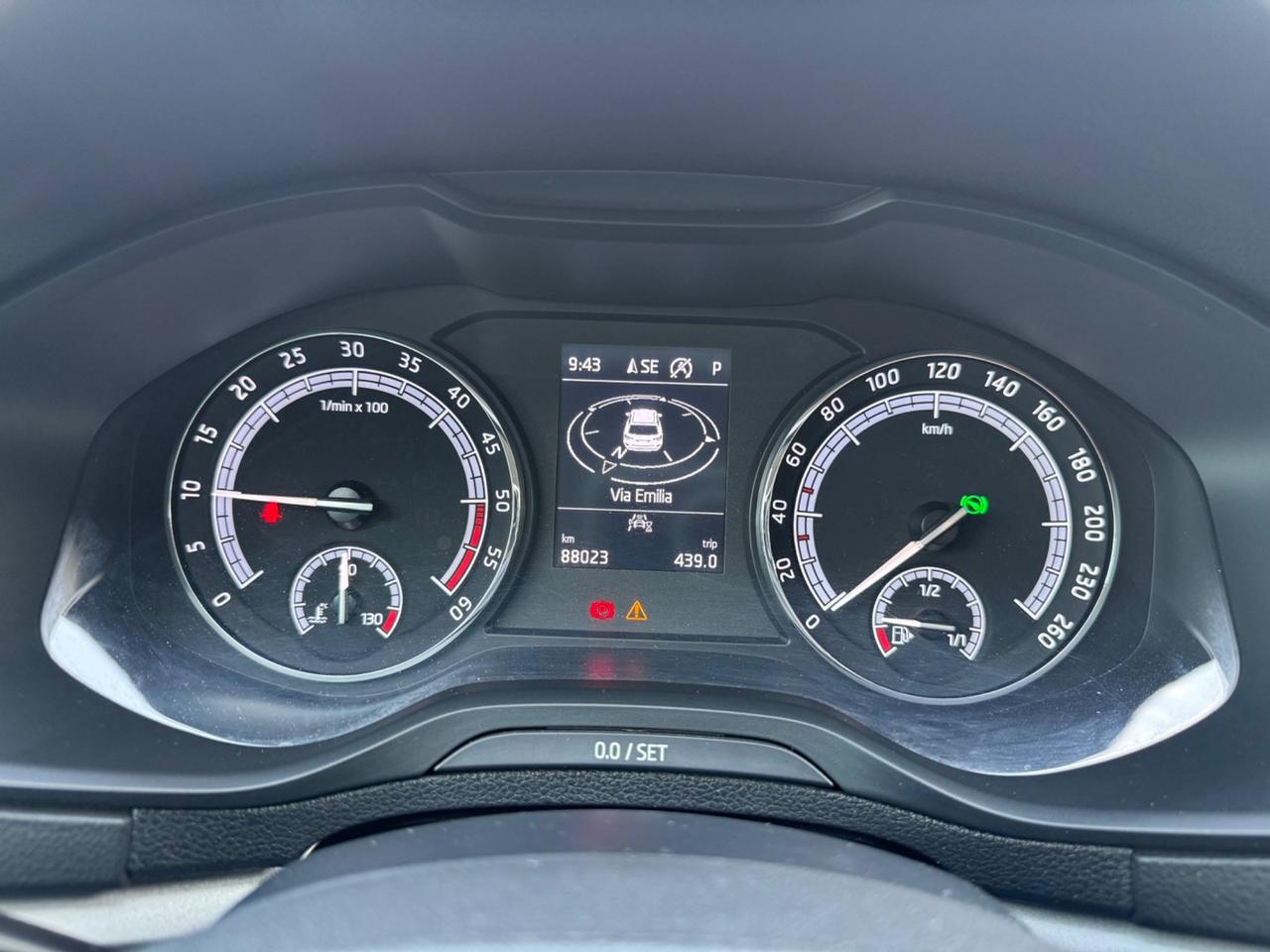 Karoq 2.0 TDI EVO SCR 4x4 DSG Ambition