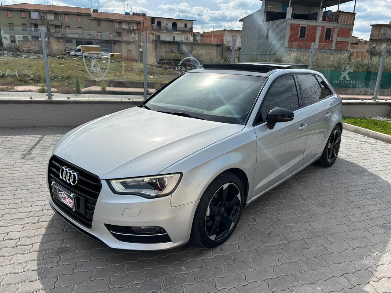 Audi A3 2.0 TDI 184 CV clean diesel quattro S tronic Ambiente-.