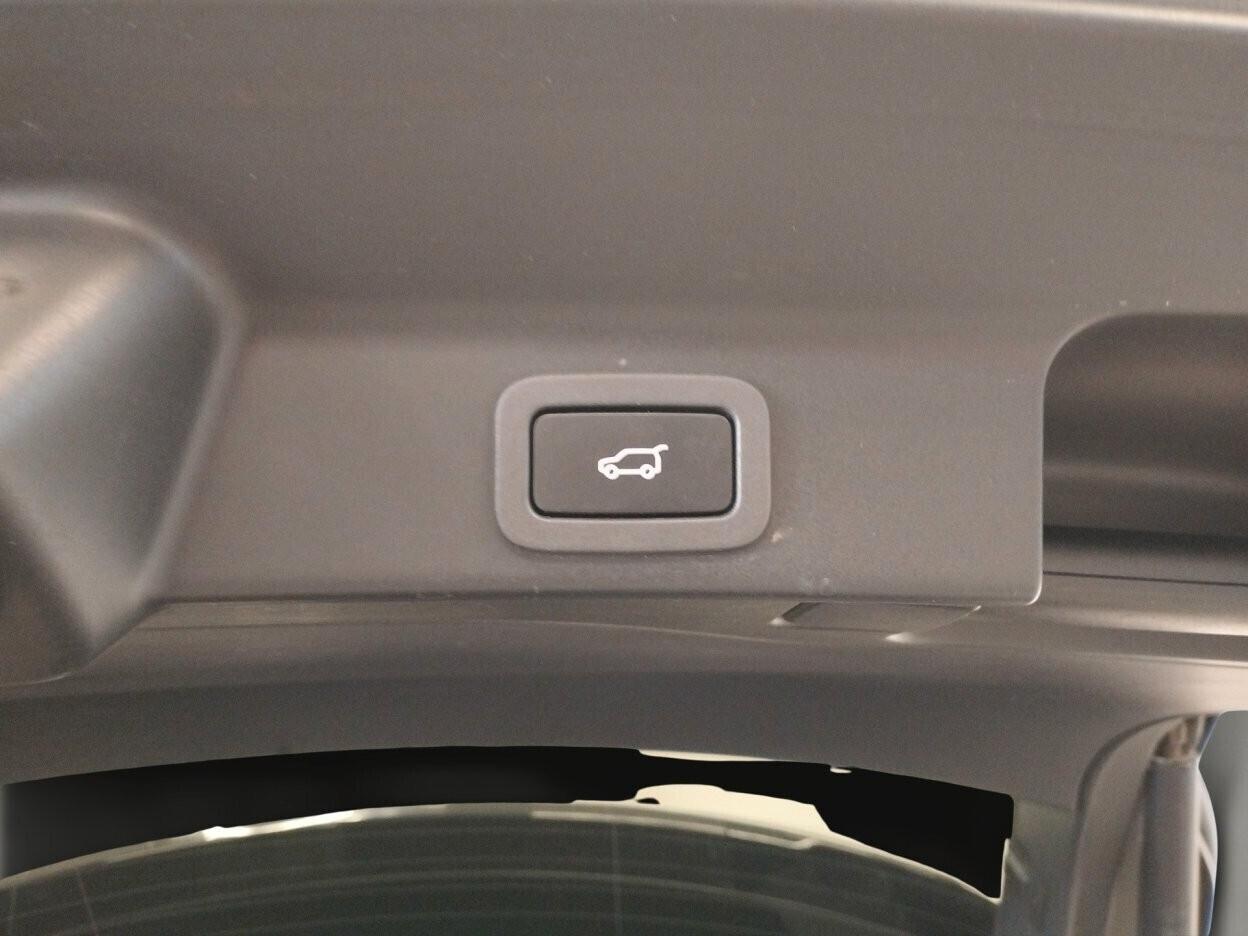 Jaguar F-Pace 2.0 D 180 CV AWD aut. Prestige