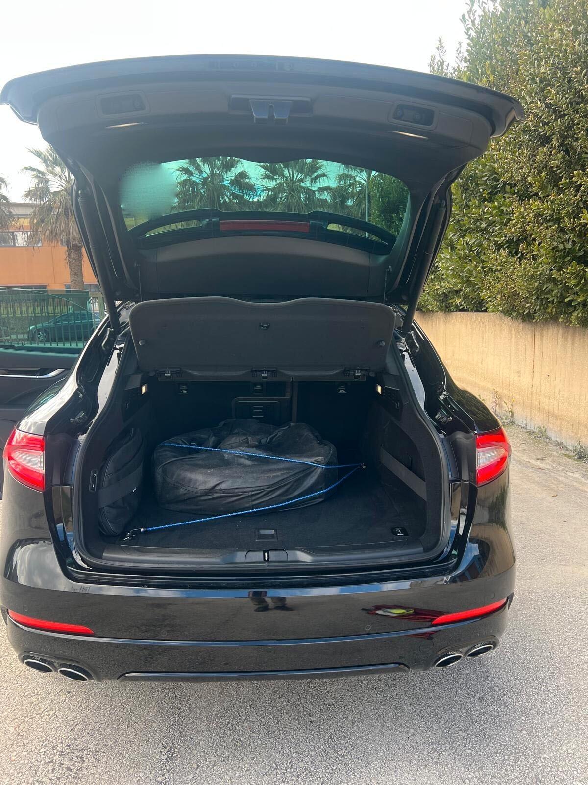 Maserati Levante LevanteTDI*PANO*360°*TaPanorama !!Finanzio Fini a 180 Mesi Ant 0 rata 200 mese!!