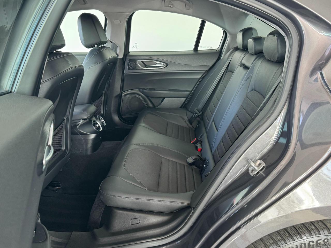 Alfa Romeo Giulia Giulia 2.2 t Super 160cv auto my19