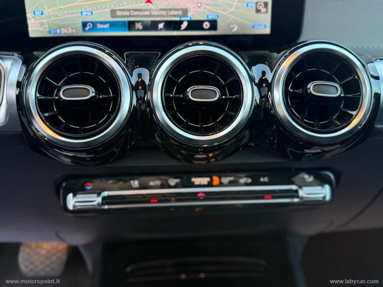 MERCEDES-BENZ GLB 180 d Automatic Business EXTRA DOPPIO TETTO PANORAMICO