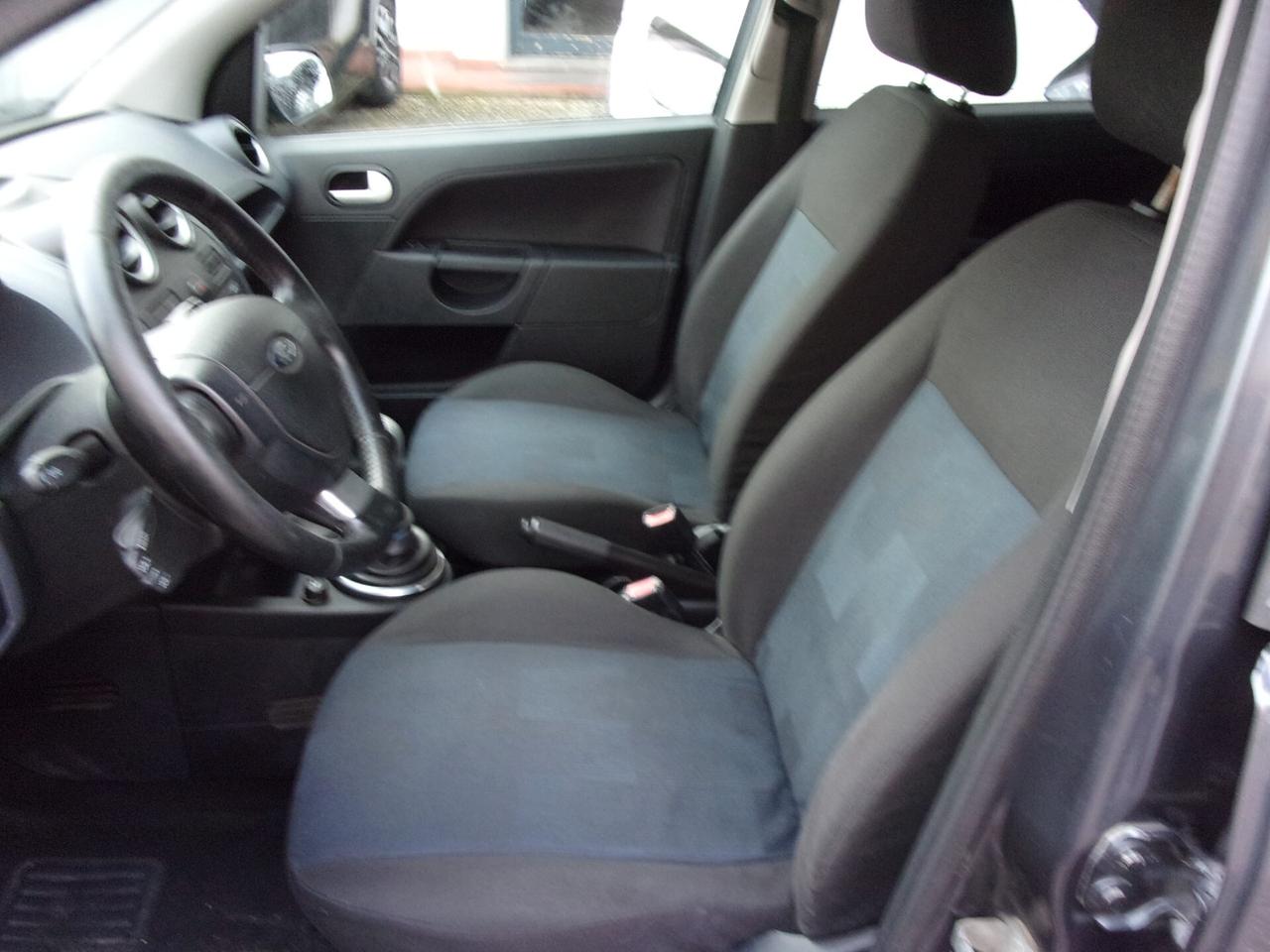 Ford Fiesta 1.2 16V 5p. Titanium