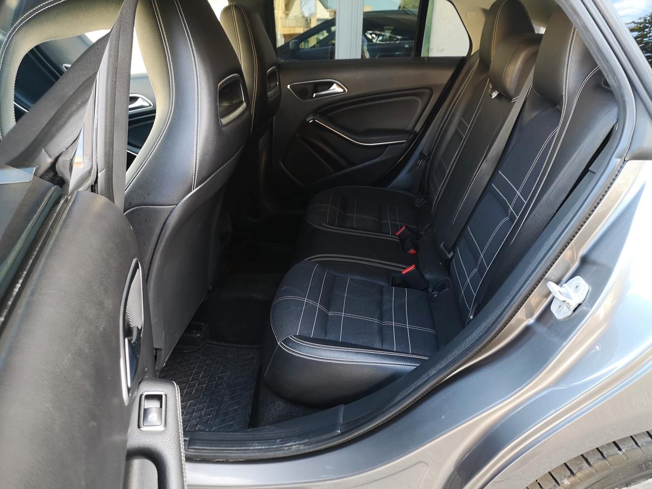 Mercedes-benz CLA 200 d S.W. Automatic Premium