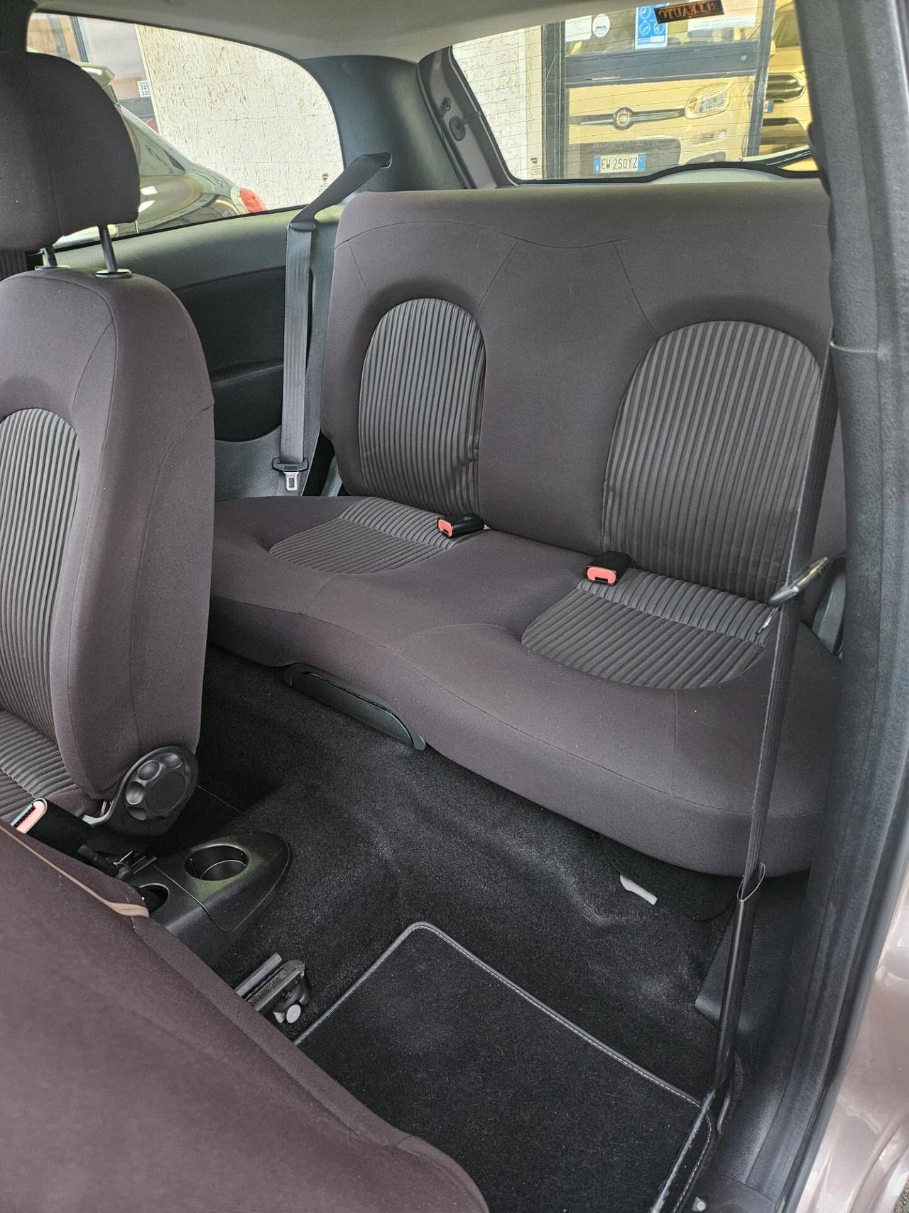 Lancia Ypsilon 1.2 69cv Diva