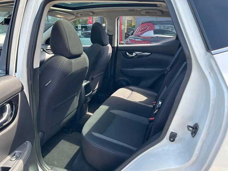 Nissan Qashqai II 2017 1.3 DIG-T 140cv N-Connecta 2WD
