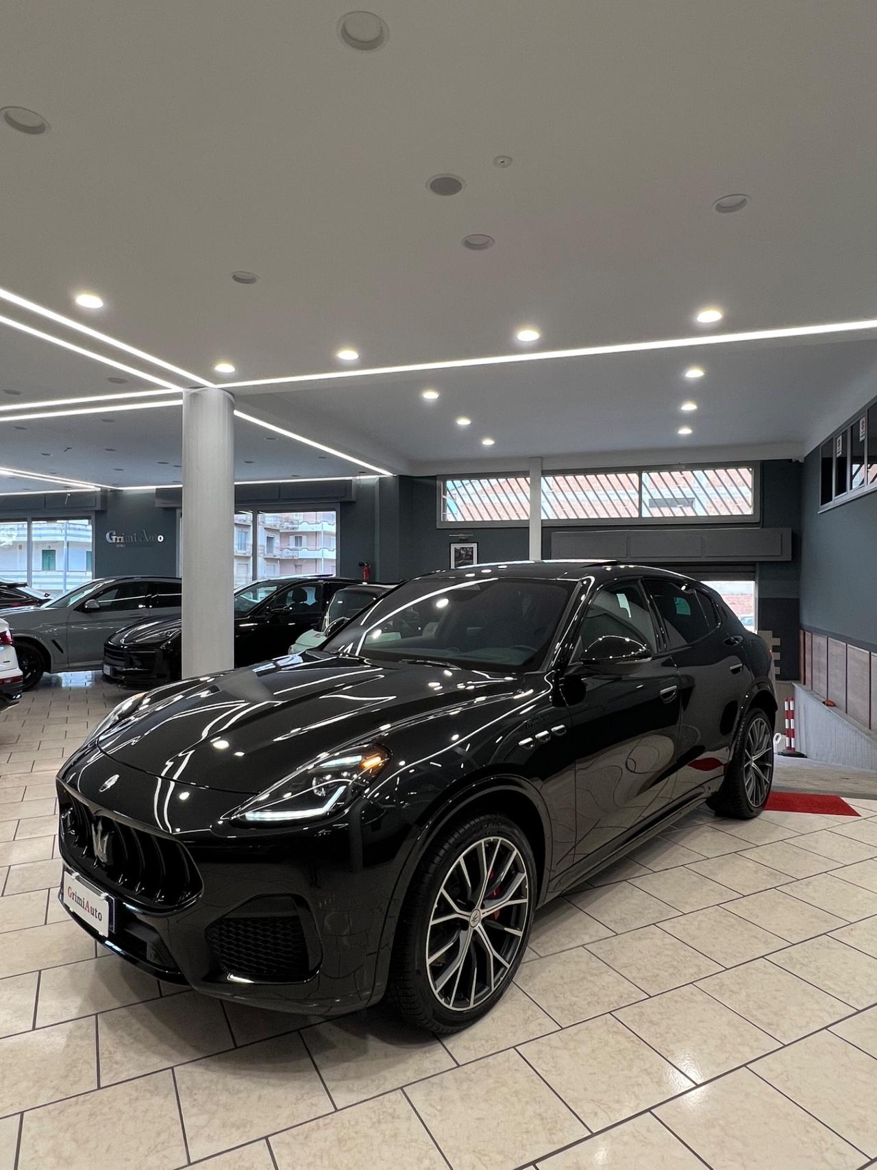 Maserati Grecale MHEV 330 CV AWD Modena