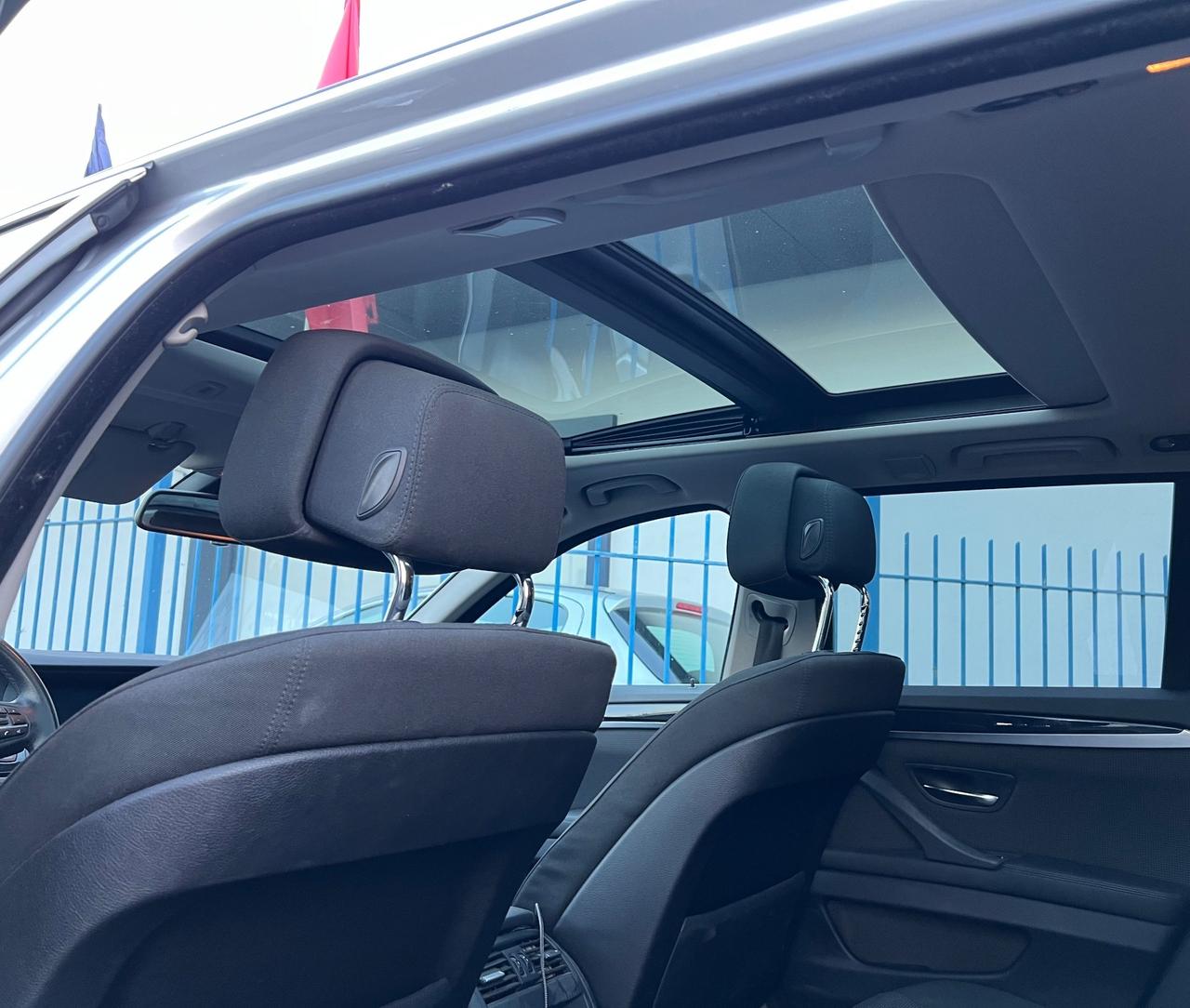 Bmw 520 520d Touring Futura automatica tetto panoramico