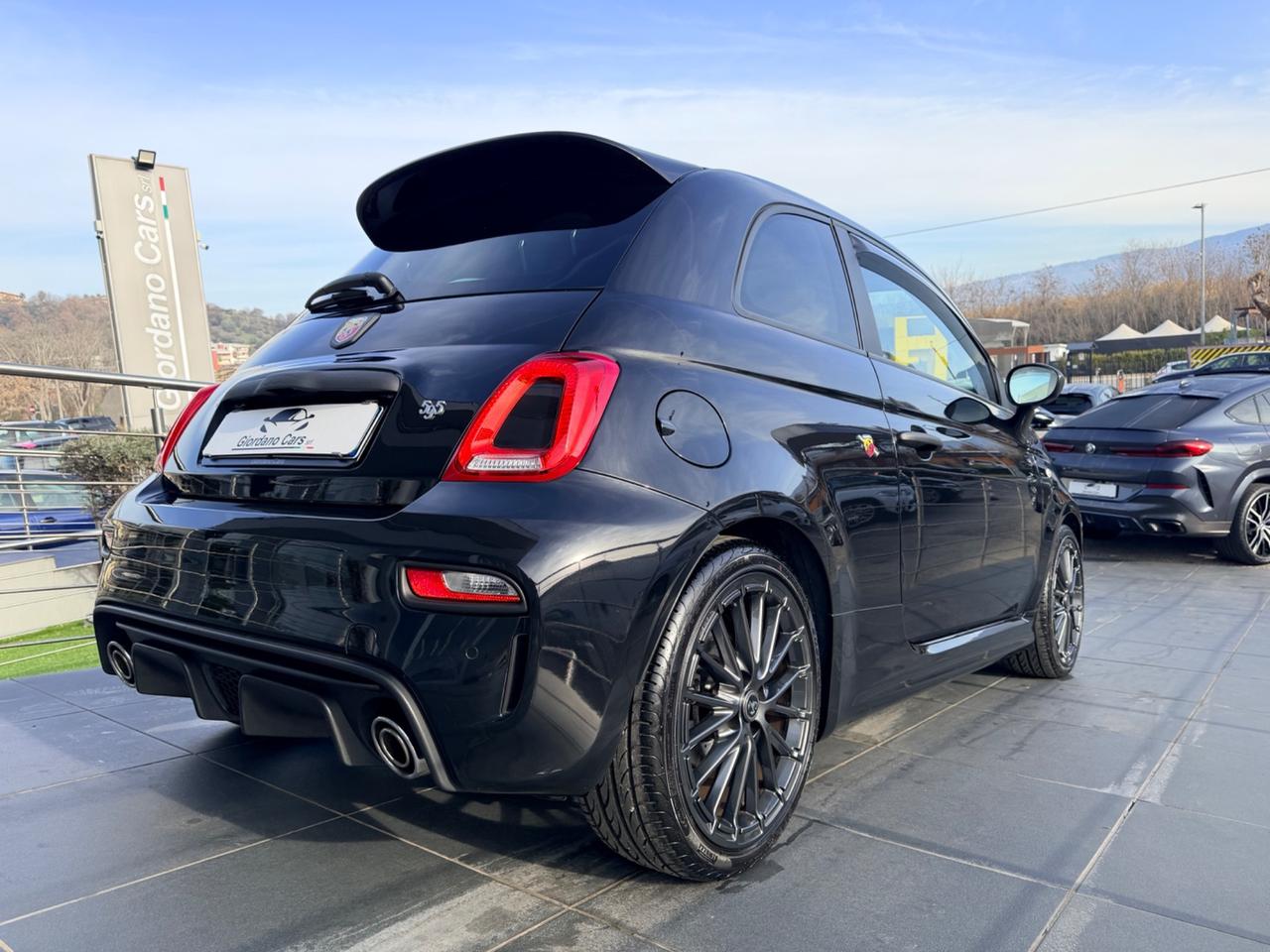 Abarth 595 1.4 Turbo T-Jet 165 CV black edition