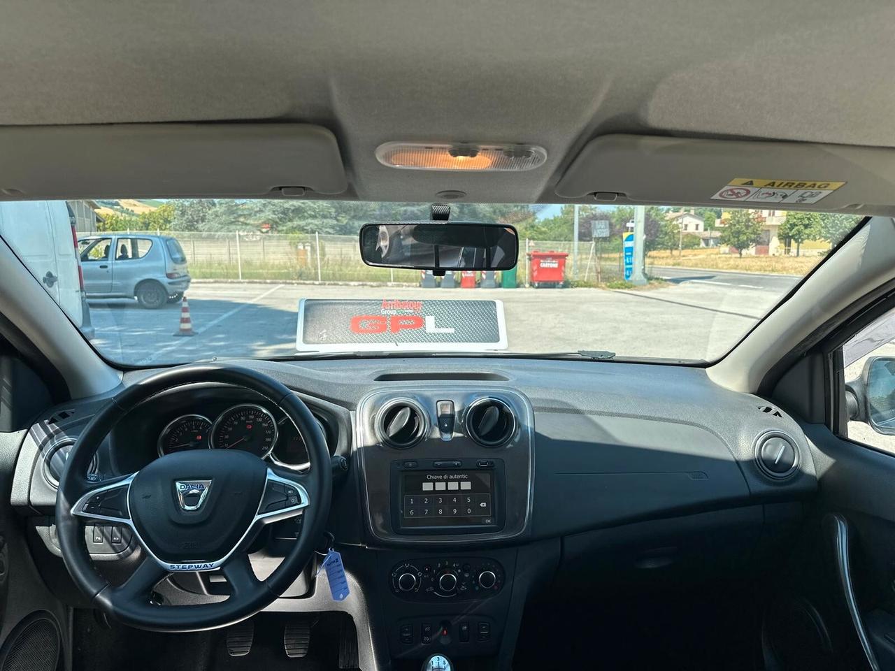 Dacia Sandero Stepway 0.9 TCe Turbo GPL 90 CV S&S Techroad