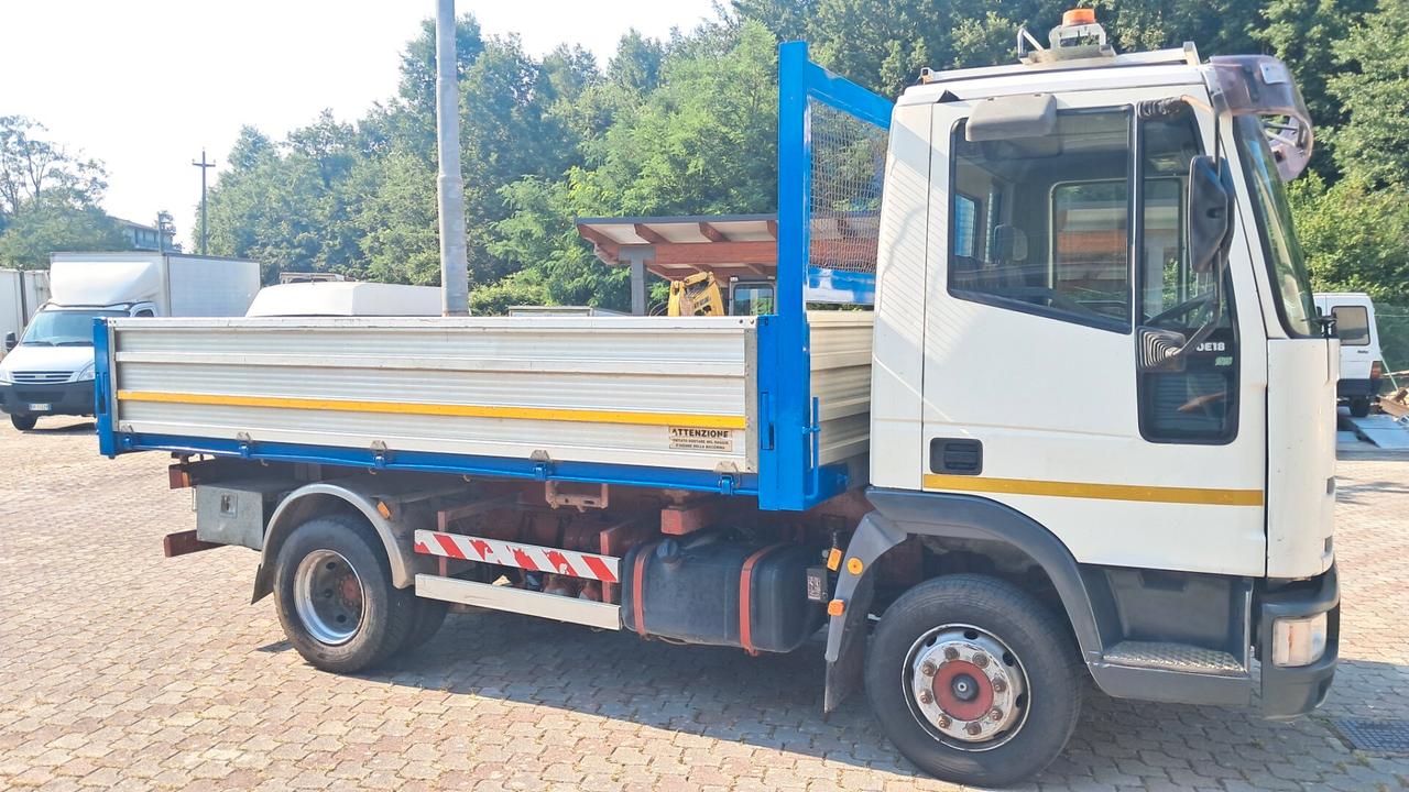Iveco EUROCARGO 80E18 RIBALTABILE TRILATERALE