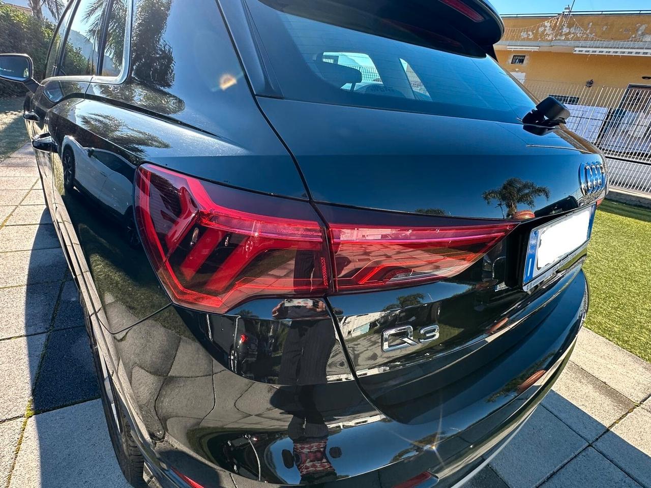 Audi Q3 2.0 TDI 150CV S tronic 200 SPORT-FARI FULL LED