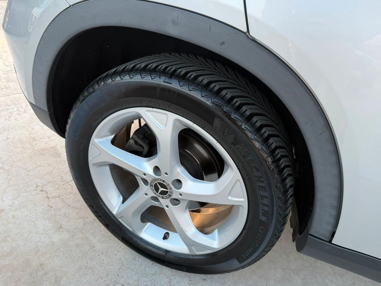 Mercedes-benz GLA 200 d 136cv -SPORT- TETTO A