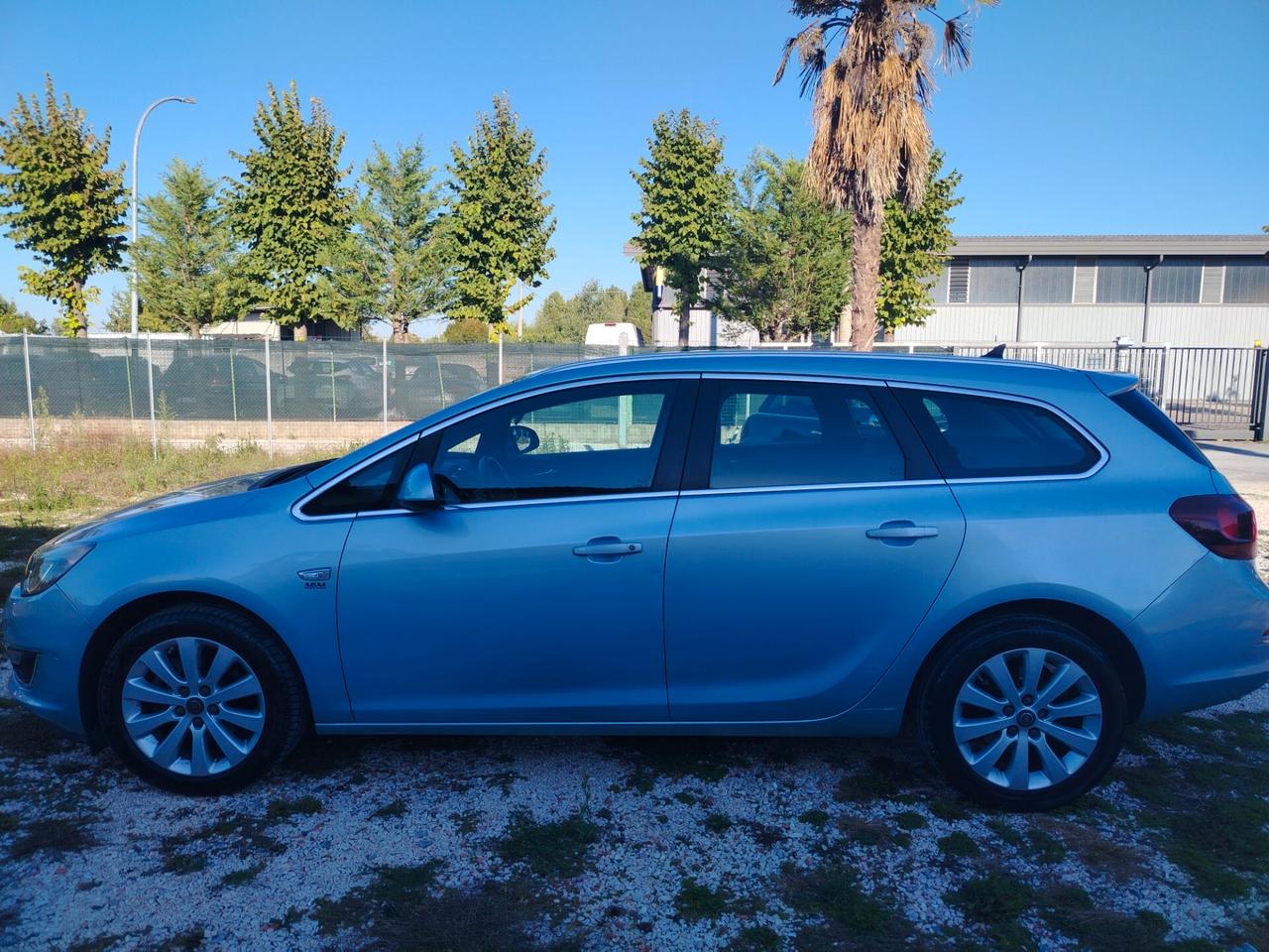 Opel Astra 1.6 CDTI EcoFLEX S&S Sports Tourer Cosmo