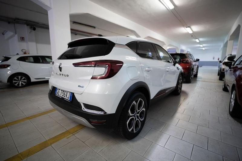 Renault Captur 1.6 E-Tech phev Intens 160cv auto my21