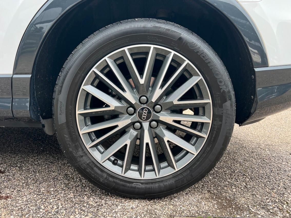 Audi Q3 SPB Sportback 35 2.0 tdi S line s-tronic Tetto Ap.