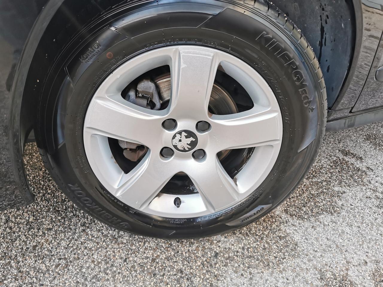 Peugeot 3008 BlueHDi 120cvS&S Allure