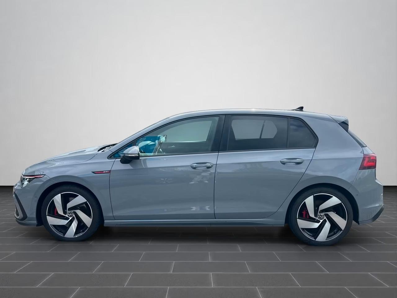 Volkswagen Golf 8 GTI 2.0 TSI GTI DSG