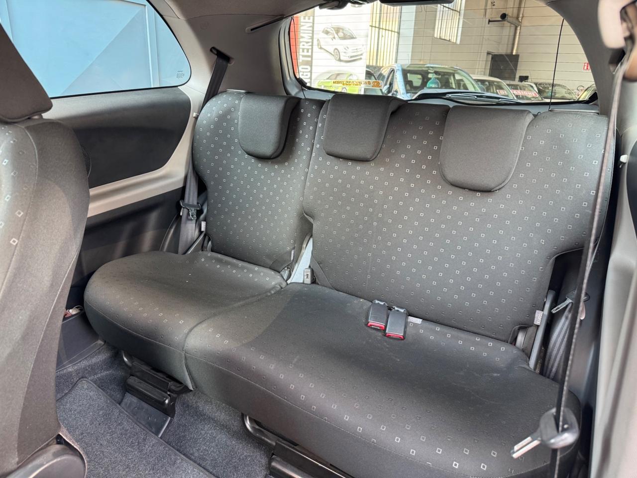 Toyota Yaris 1.0 3 porte