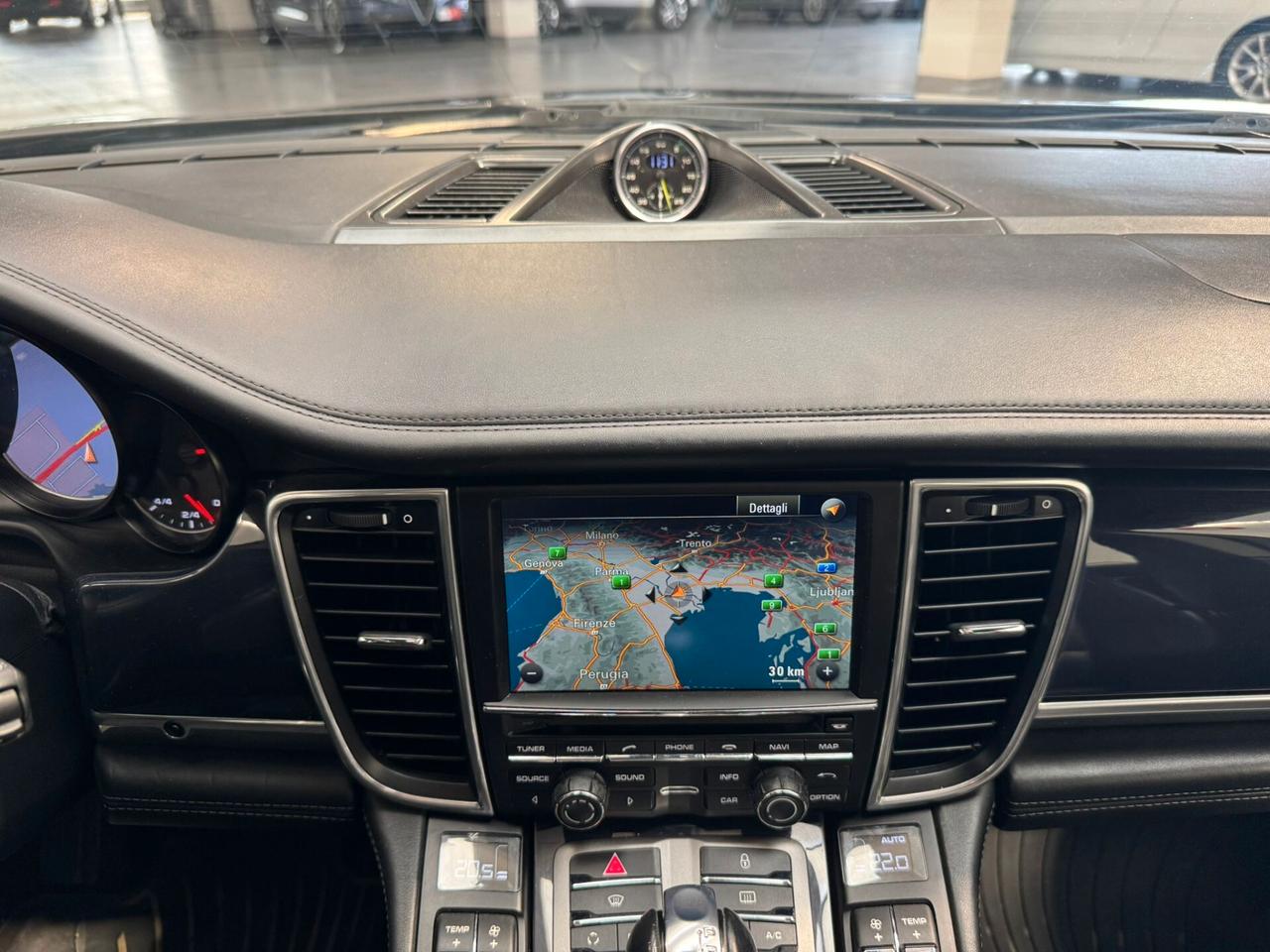 Porsche Panamera 3.0 Diesel TETTO