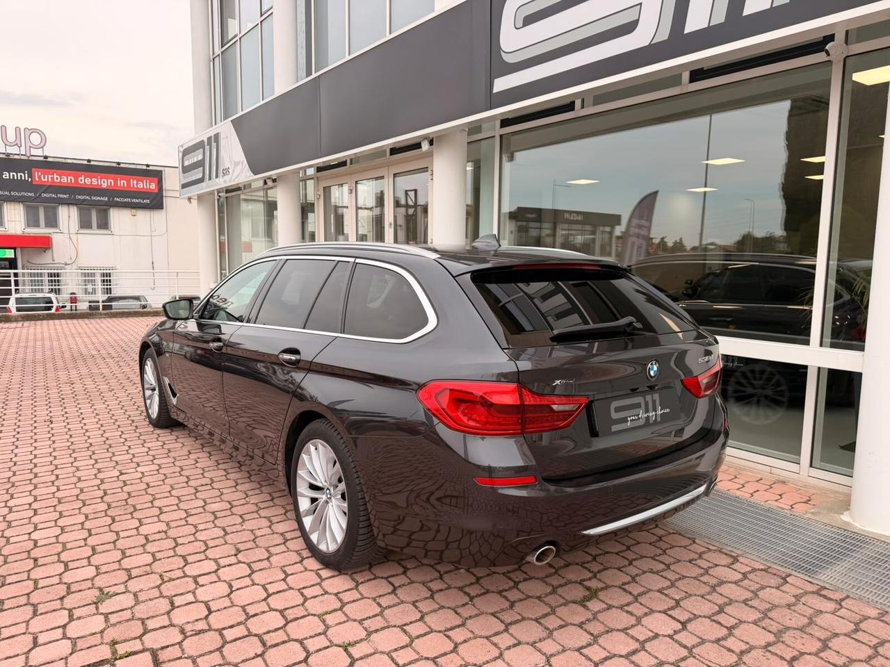 Bmw 530 530d xDrive Touring Luxury
