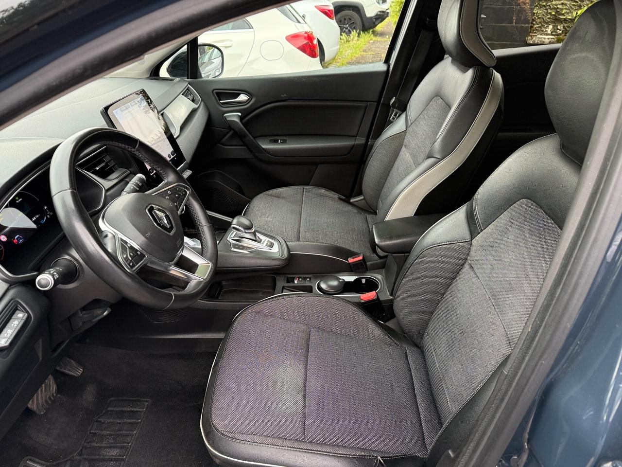 Renault Captur Plug-in Hybrid E-Tech 160 CV Intens