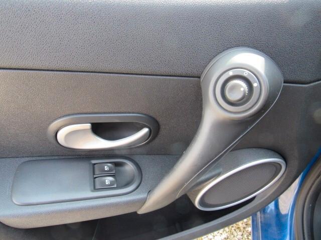 Renault Clio 1.2 16V 3 porte Confort NEOPATENTATI GOOD
